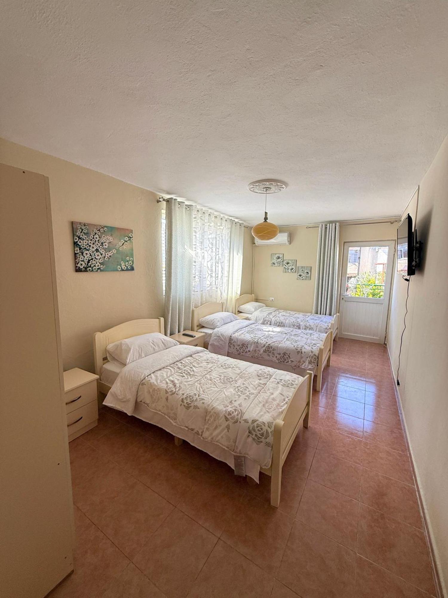 Shkodra Guest House 2 エクステリア 写真